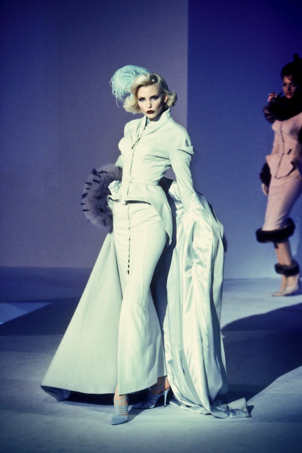 Thierry Mugler Winter 1995 / Nadja Auermann